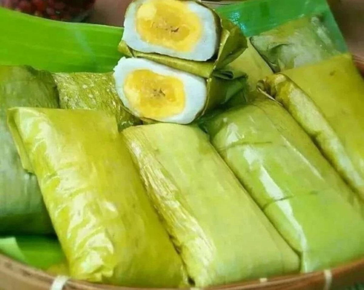 Nagasaari: Kelezatan Tradisional dari Tepung Beras dan Pisang