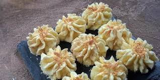 Resep gampang buat kue manis yang disukai semua usia.